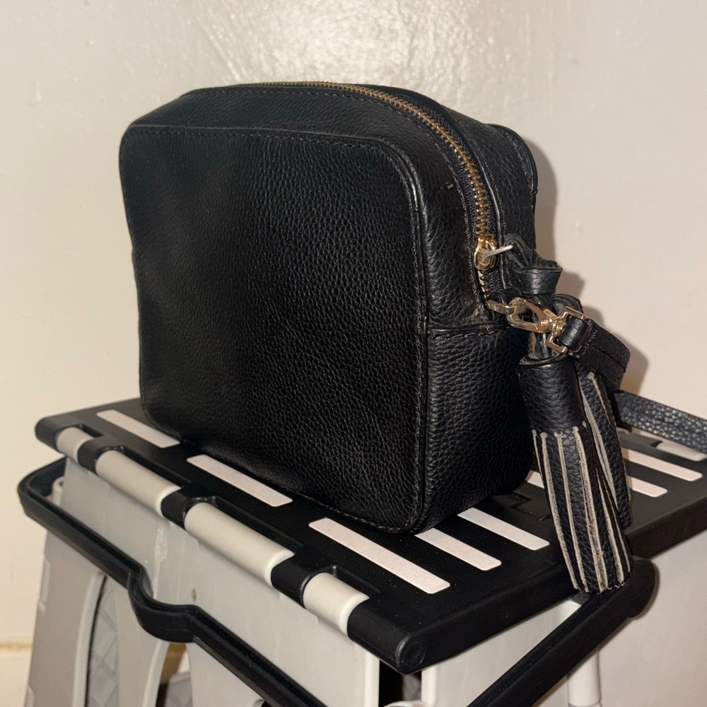 Kate Spade Black Pebbled Leather Camera Crossbody with Tassel - Picture 4 of 13